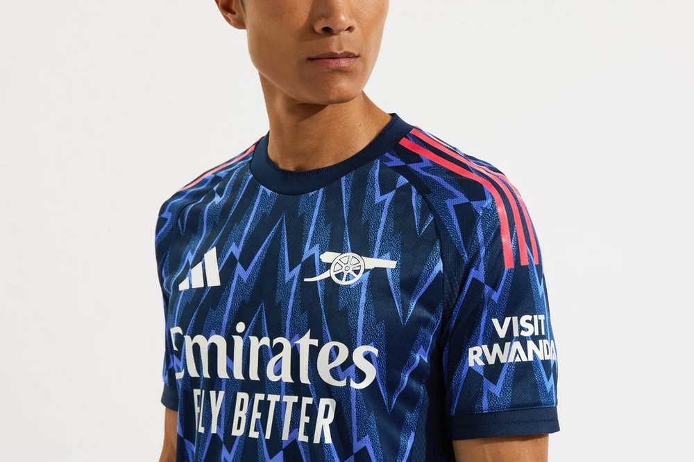 Arsenal Men's Away Player Jersey 2025/26 - Image 5