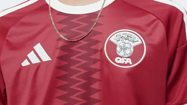 Qatar 26 Home Men's Jersey (Fan Version) - Image 3